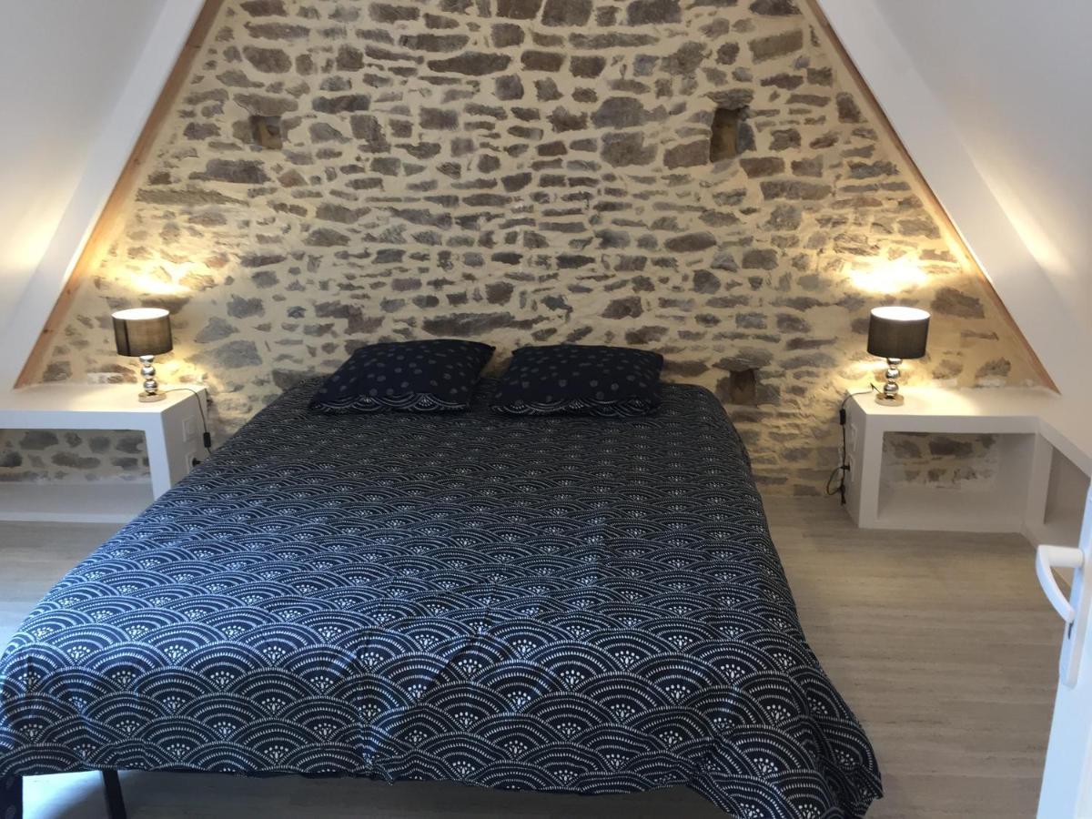 Gite Au Calme 2 A 6 Personnes Dans Un Paysage Totalement Paisible -Plages A 22 Min- Quite Cottage 2 To 6 Persons In Total Peaceful Landscape -Beaches At 22 Min- Landévant Екстериор снимка