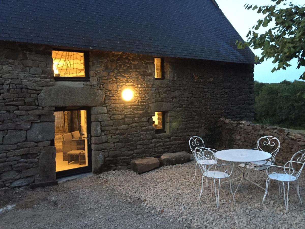 Gite Au Calme 2 A 6 Personnes Dans Un Paysage Totalement Paisible -Plages A 22 Min- Quite Cottage 2 To 6 Persons In Total Peaceful Landscape -Beaches At 22 Min- Landévant Екстериор снимка