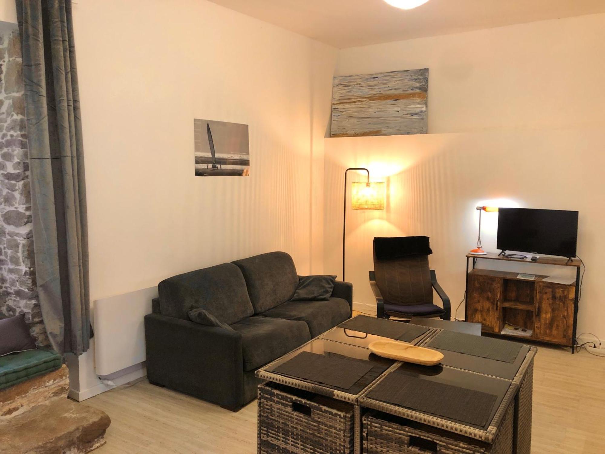 Gite Au Calme 2 A 6 Personnes Dans Un Paysage Totalement Paisible -Plages A 22 Min- Quite Cottage 2 To 6 Persons In Total Peaceful Landscape -Beaches At 22 Min- Landévant Екстериор снимка