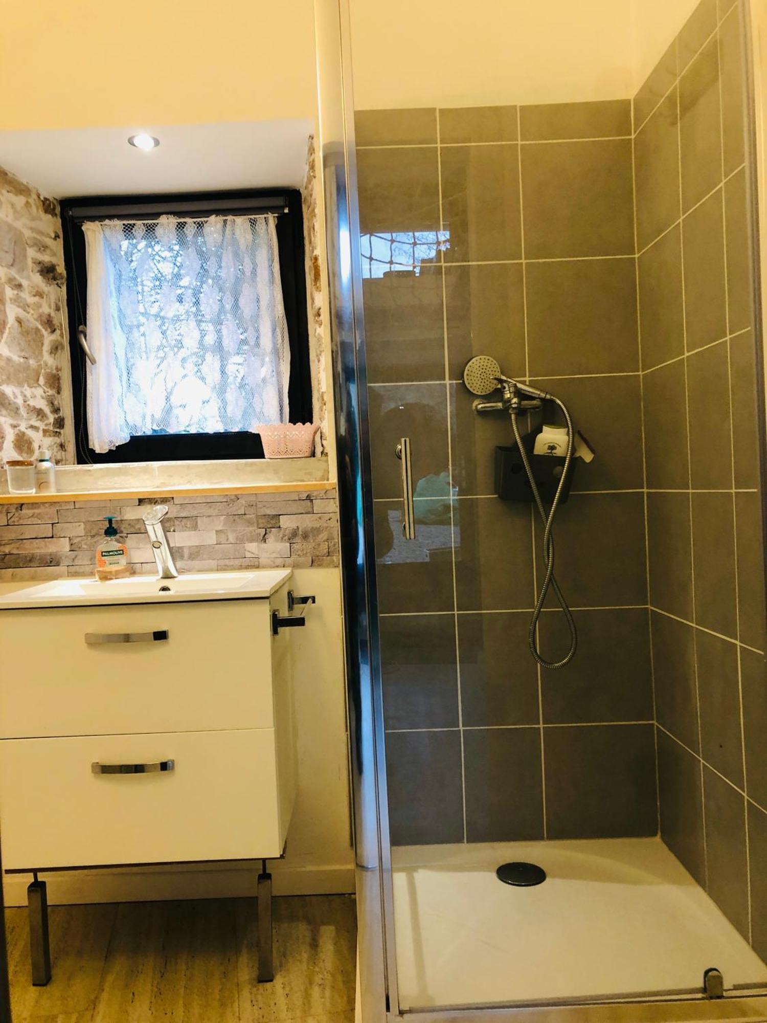Gite Au Calme 2 A 6 Personnes Dans Un Paysage Totalement Paisible -Plages A 22 Min- Quite Cottage 2 To 6 Persons In Total Peaceful Landscape -Beaches At 22 Min- Landévant Екстериор снимка